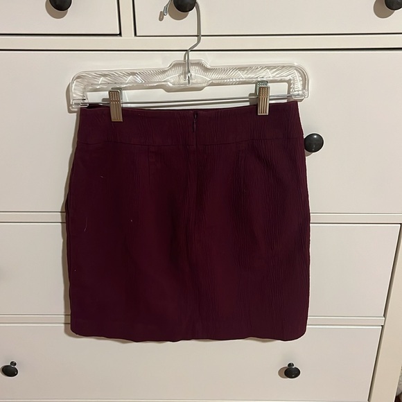 LOFT Skirt with Pockets - Picture 3 of 4